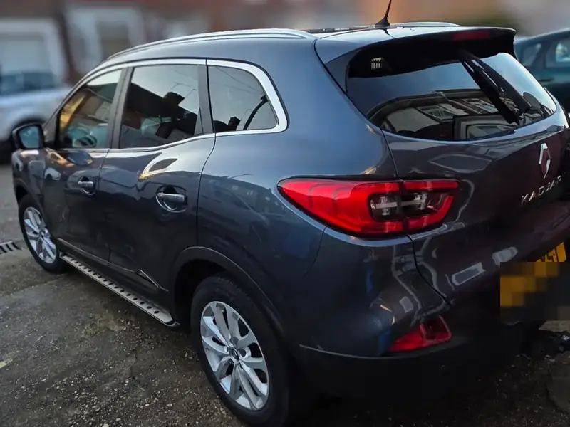 Taxi car cleaning — a fleet car finished in Wembley